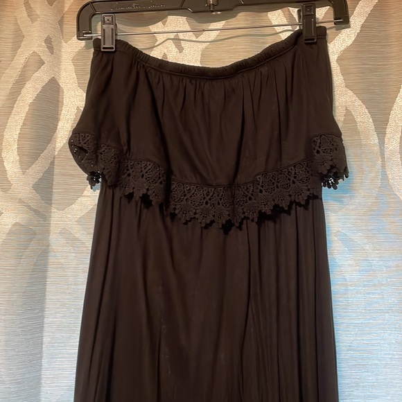 Black strapless dress - Picture 2 of 4